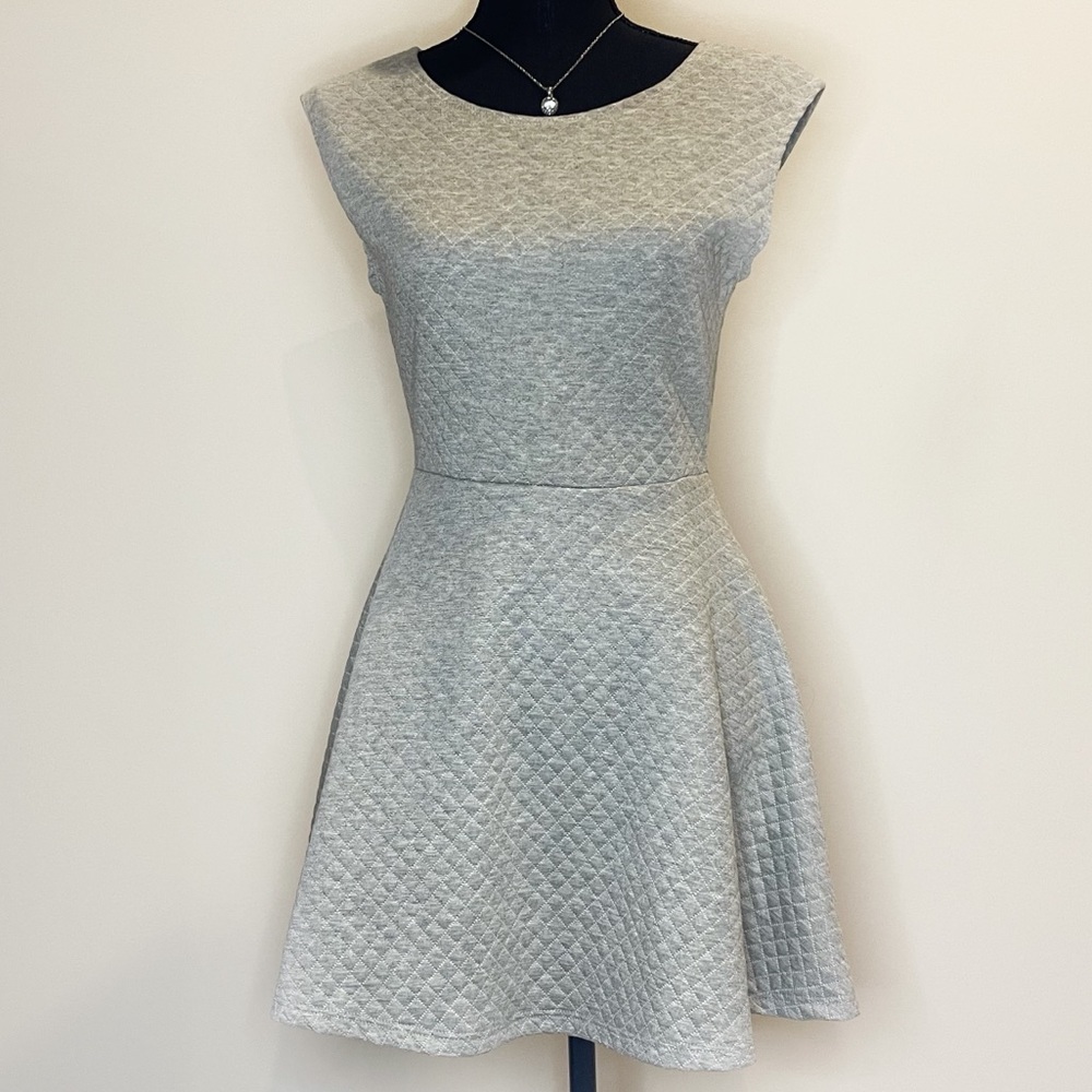 Small size junior A-line dress, gray quilted.